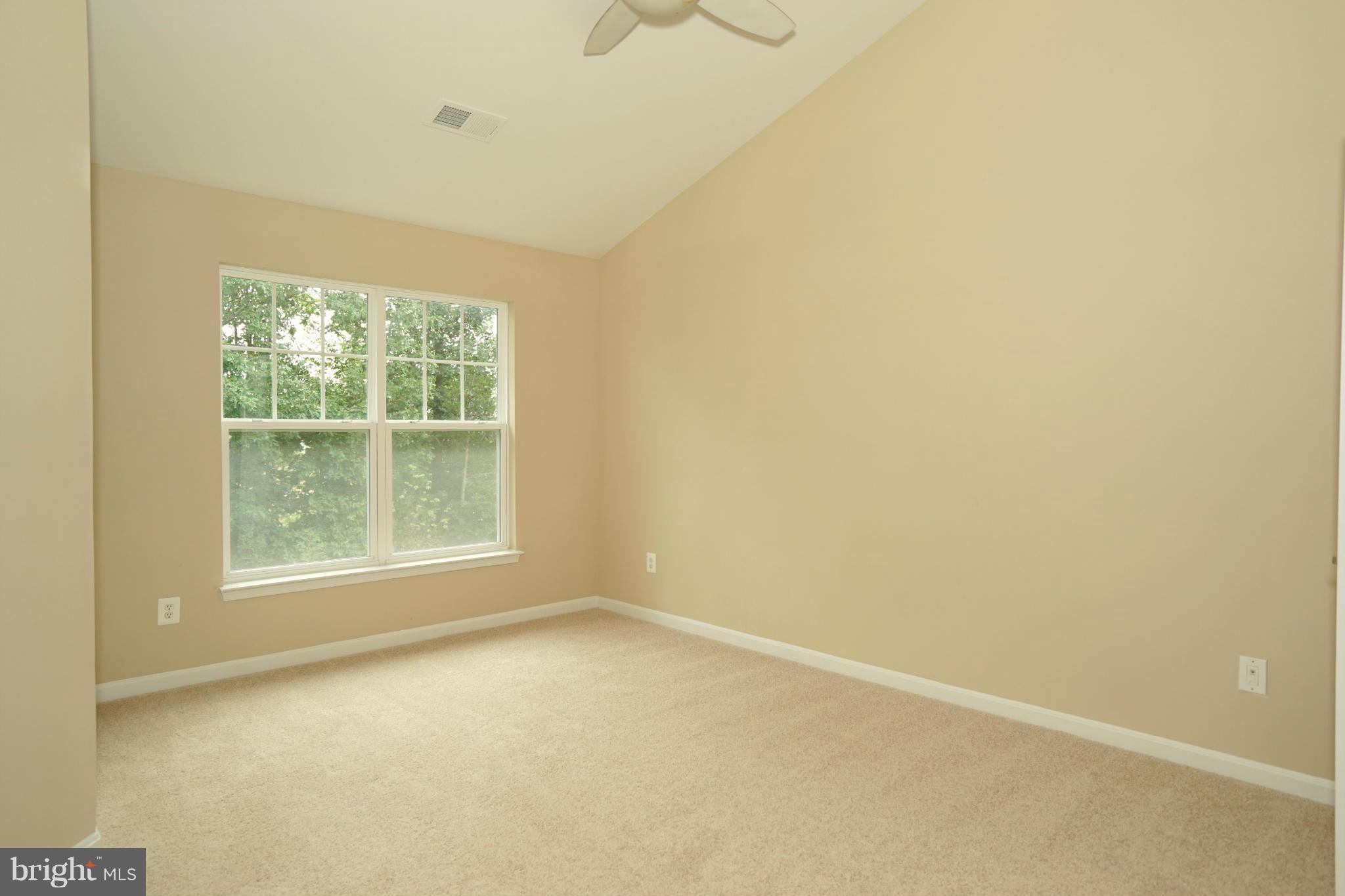 PEMBROOKE - Residential
