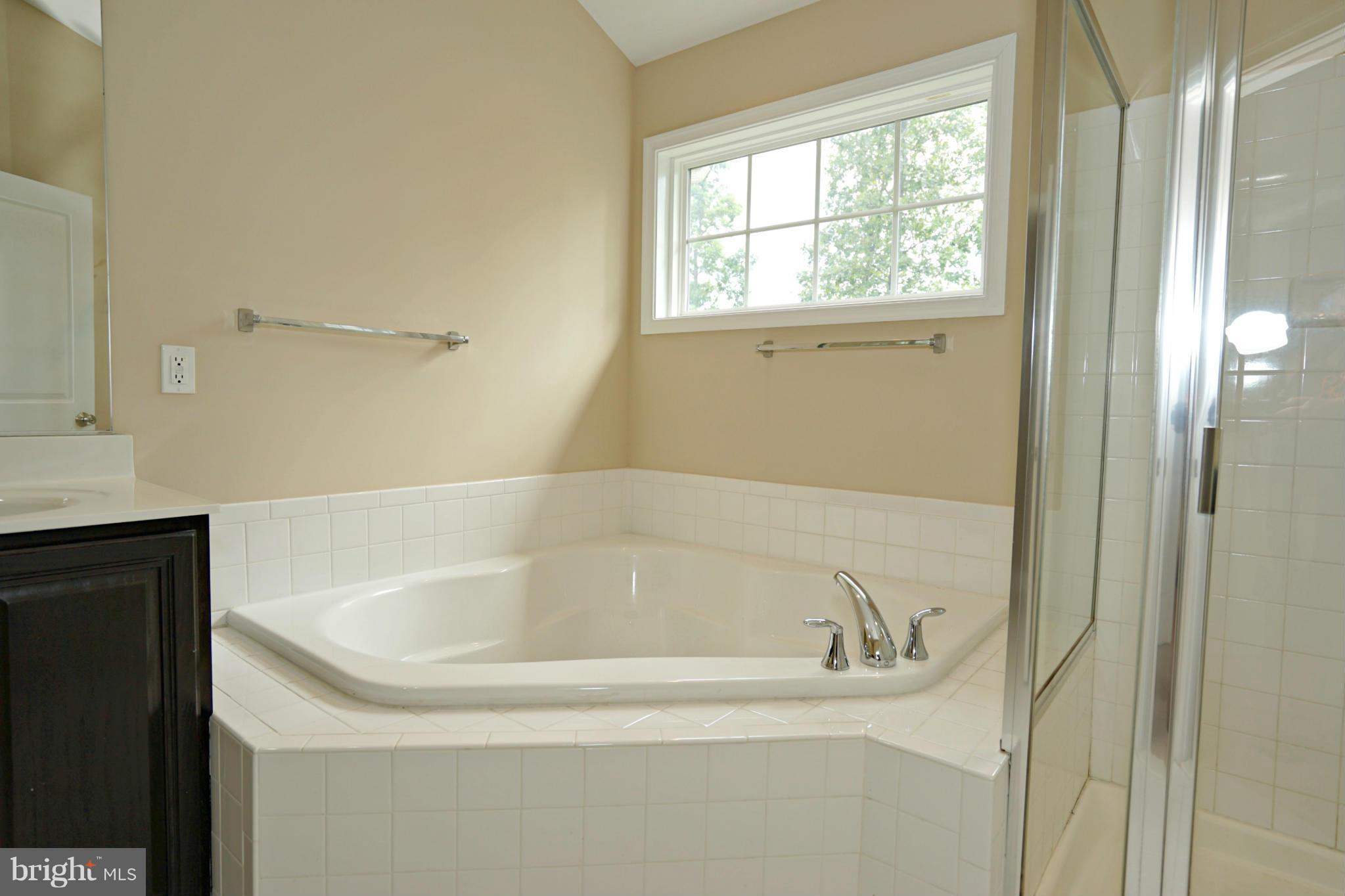 PEMBROOKE - Residential