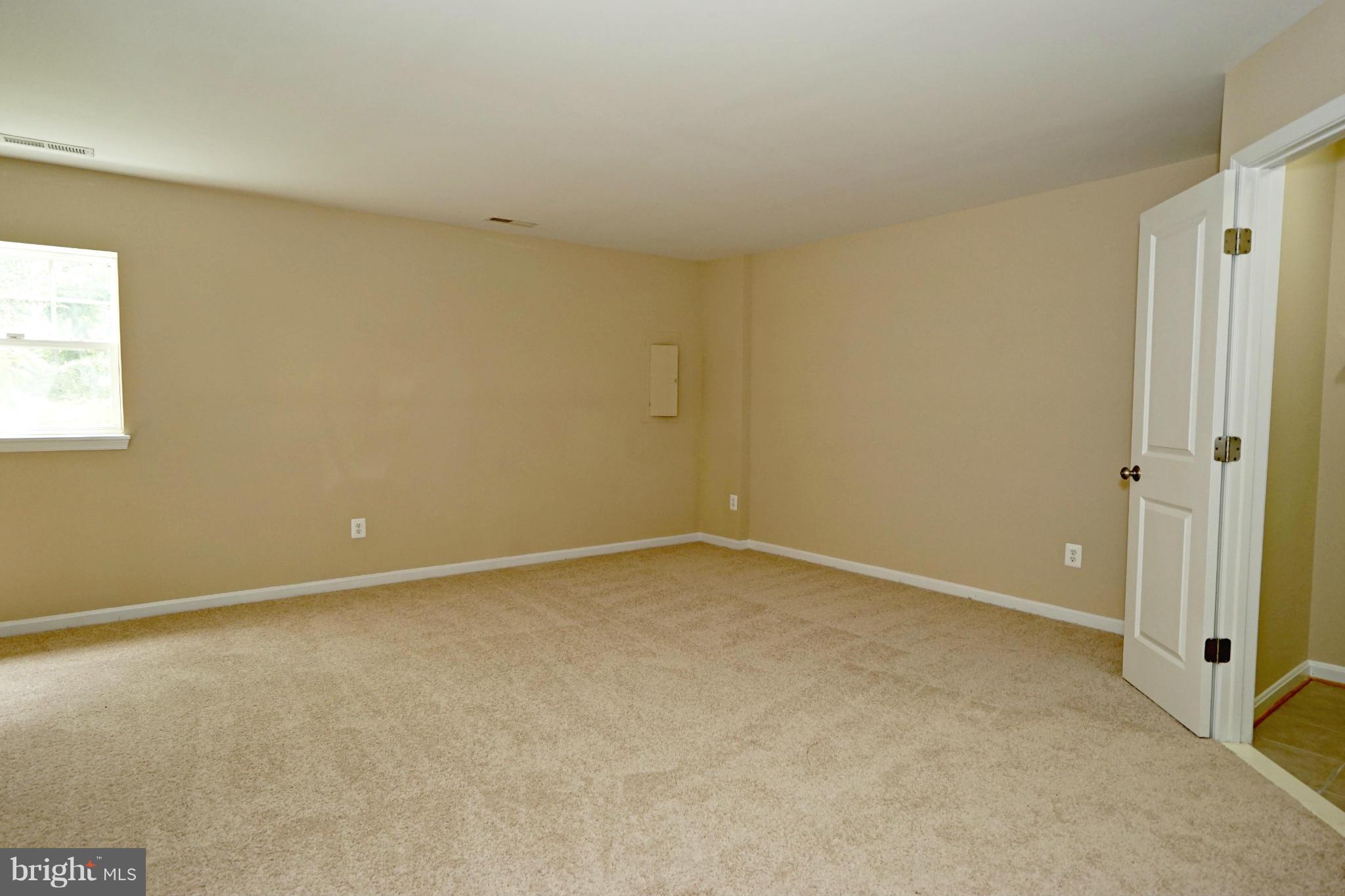 PEMBROOKE - Residential