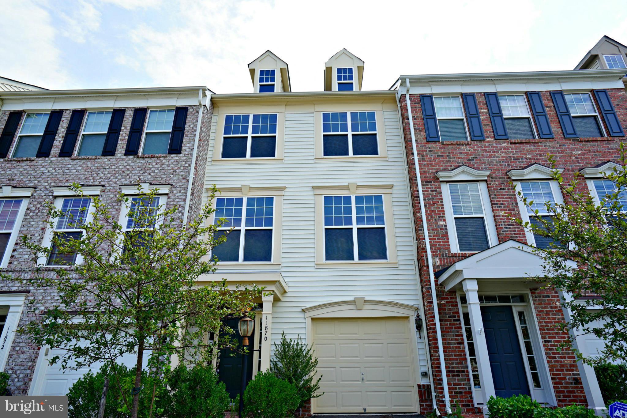 PEMBROOKE - Residential