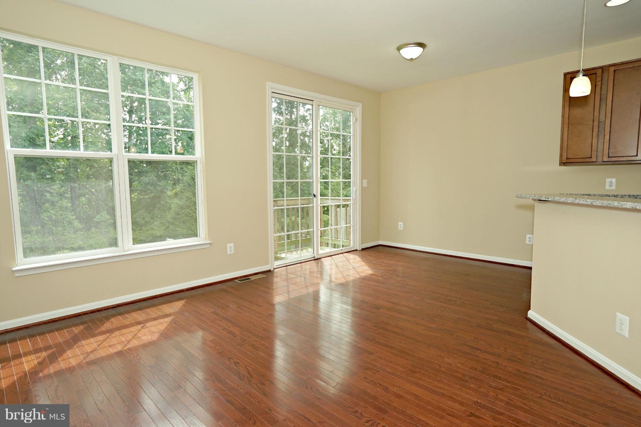 PEMBROOKE - Residential