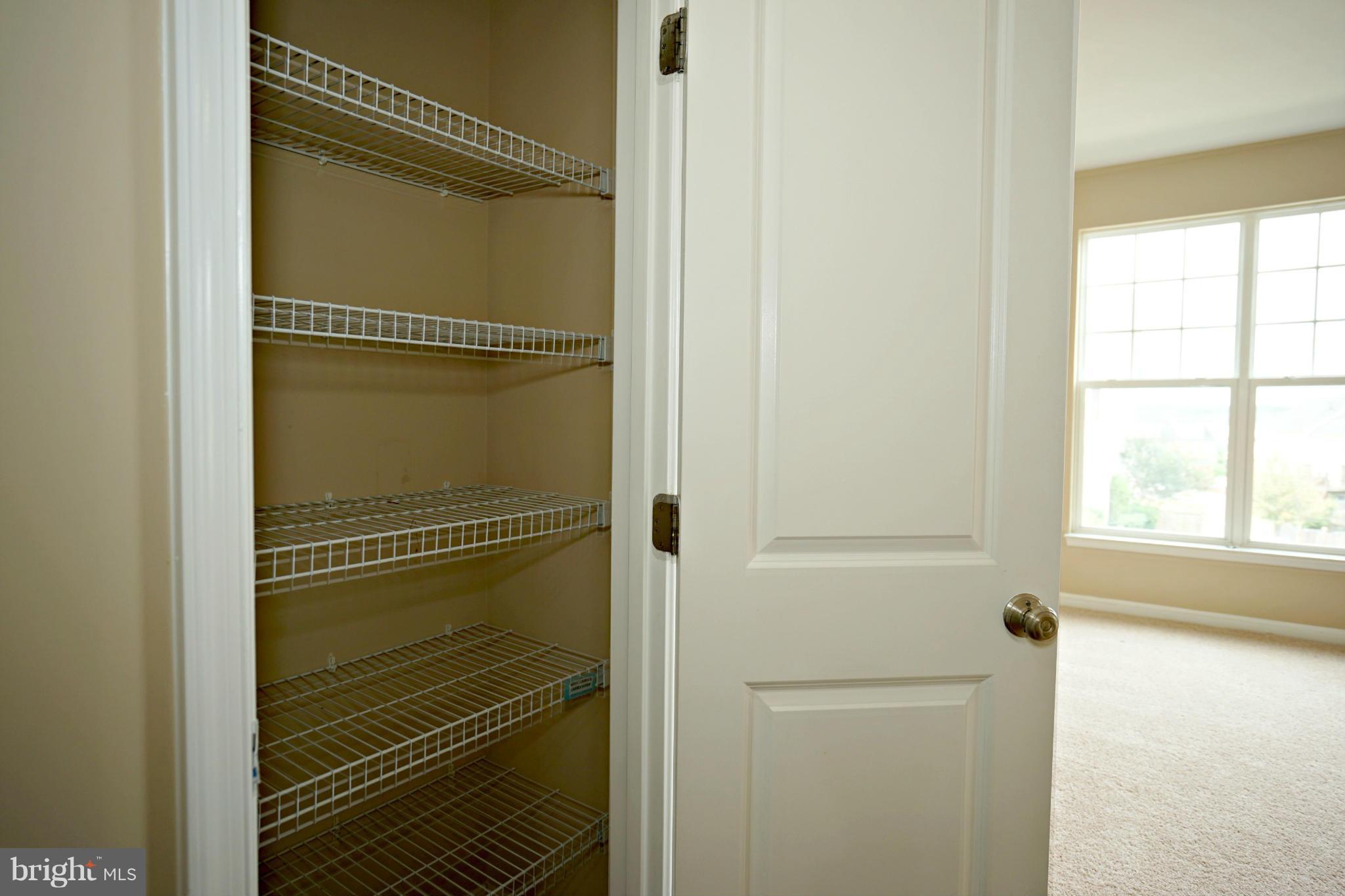 PEMBROOKE - Residential