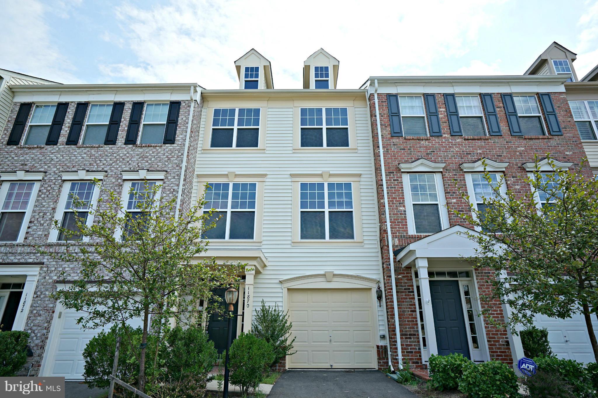 PEMBROOKE - Residential