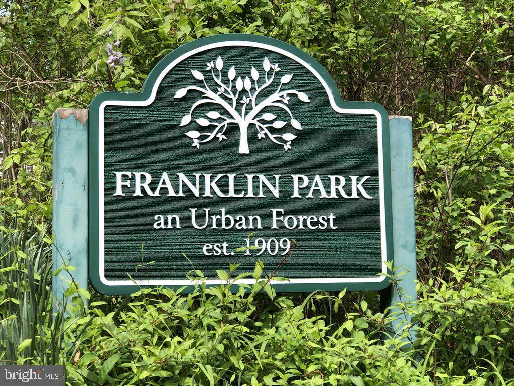 FRANKLIN PARK - Residential