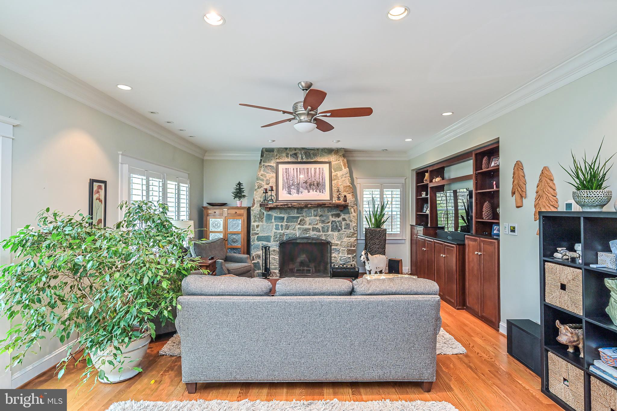 FRANKLIN PARK - Residential