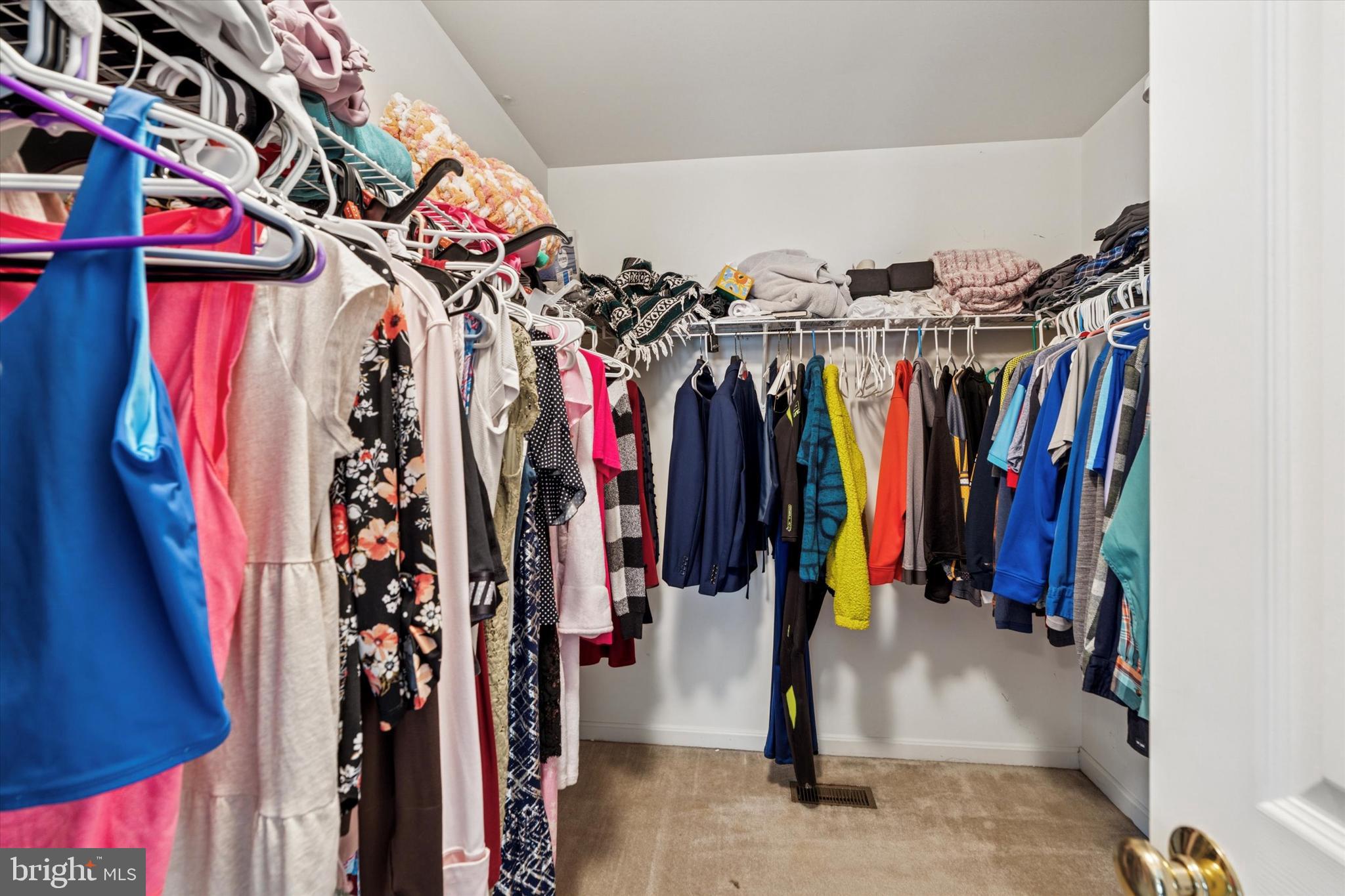 PENNS MANOR - Residential