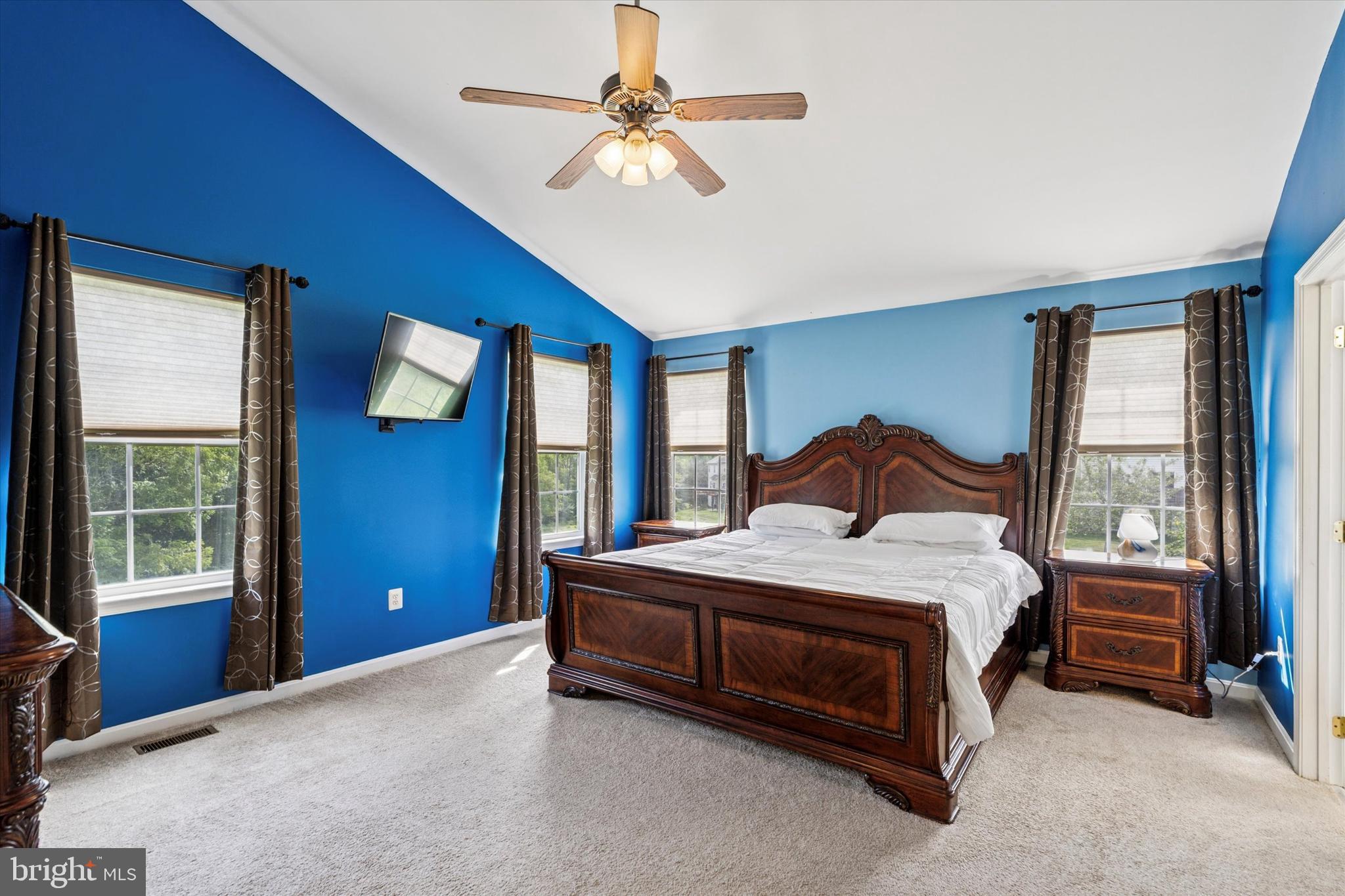 PENNS MANOR - Residential