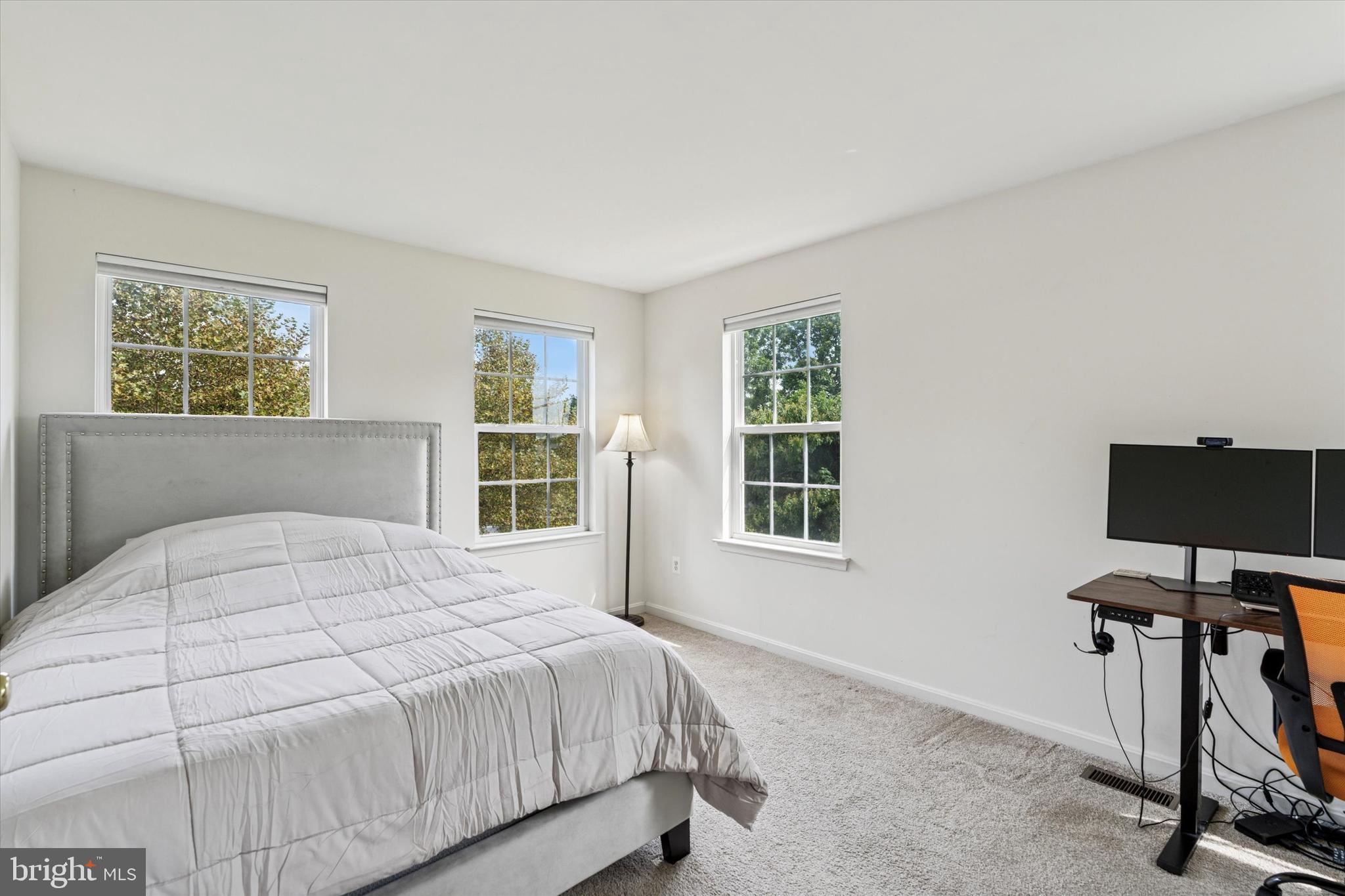 PENNS MANOR - Residential