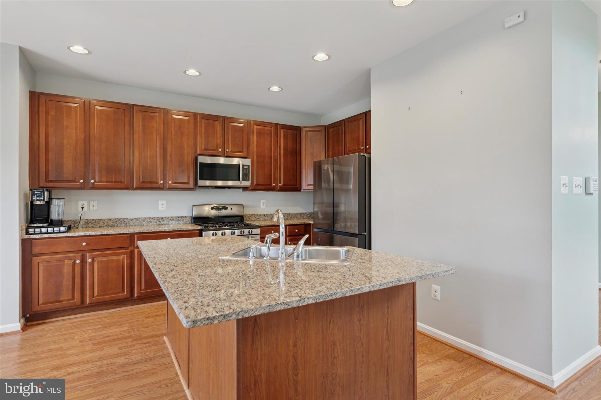 PENNS MANOR - Residential