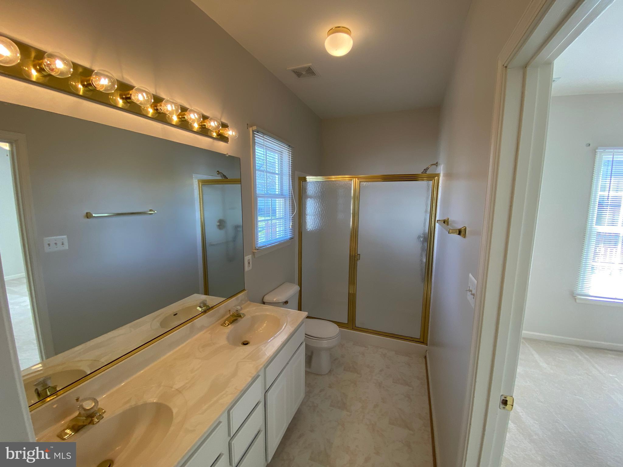 STONEFIELD - Residential Lease