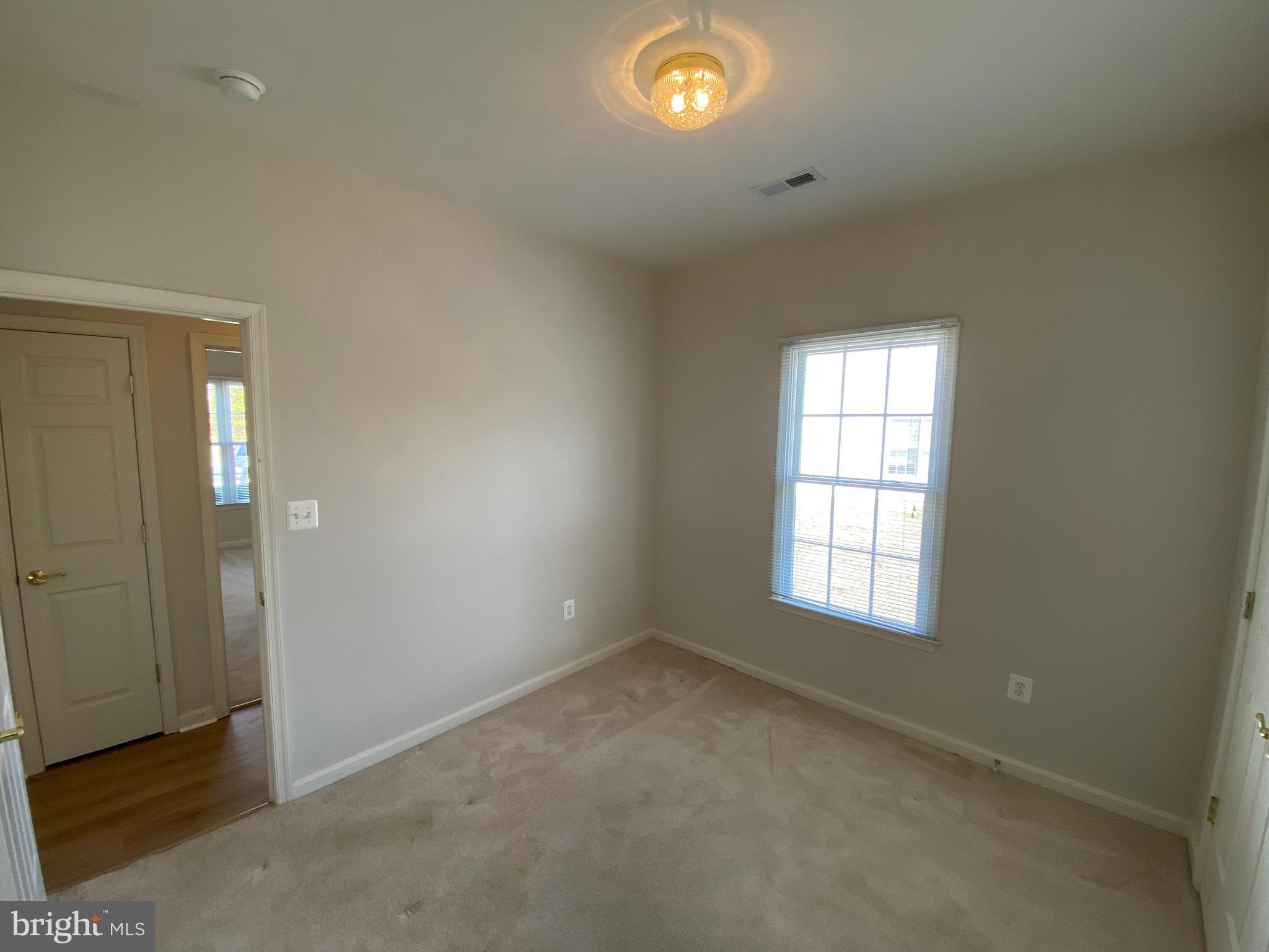 STONEFIELD - Residential Lease