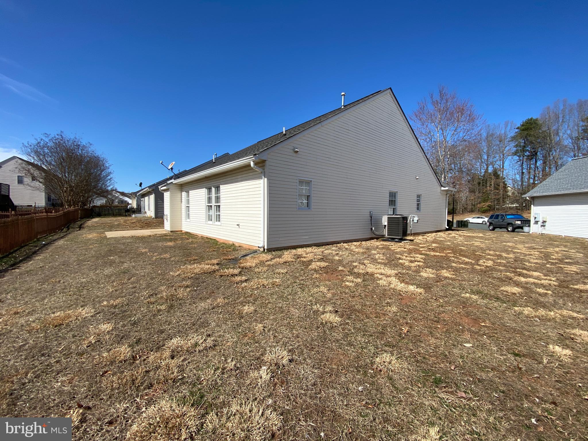 STONEFIELD - Residential Lease