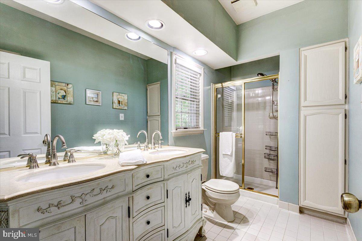 RIVA TRACE - Residential