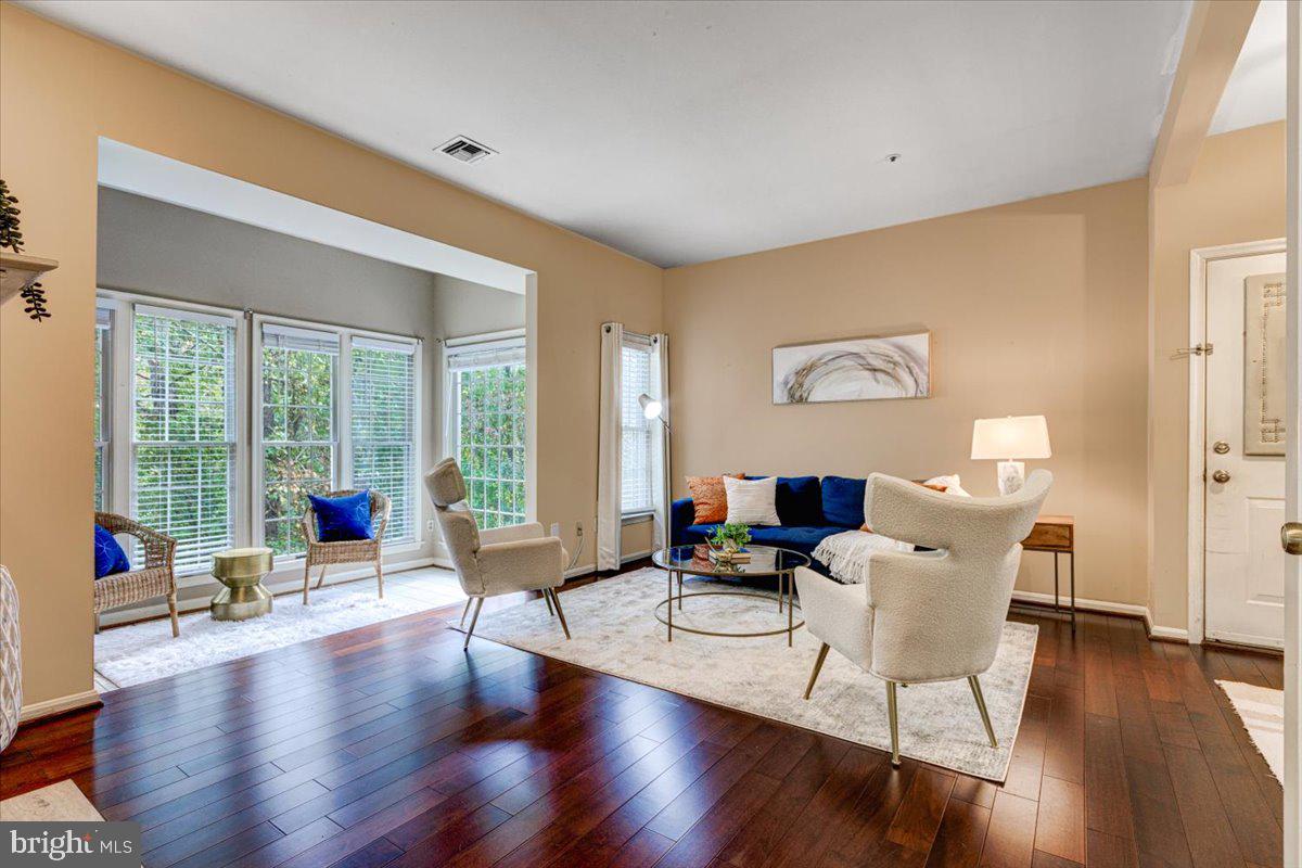 RIVA TRACE - Residential