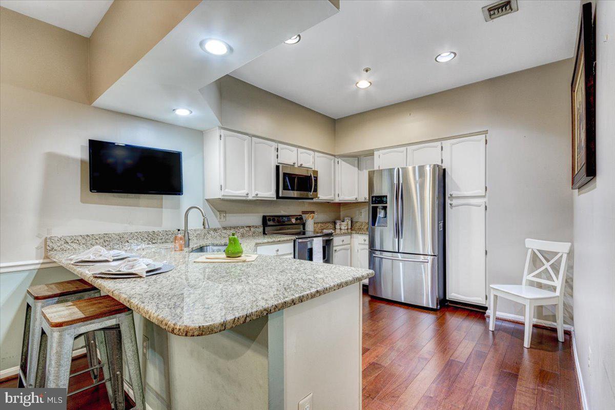 RIVA TRACE - Residential