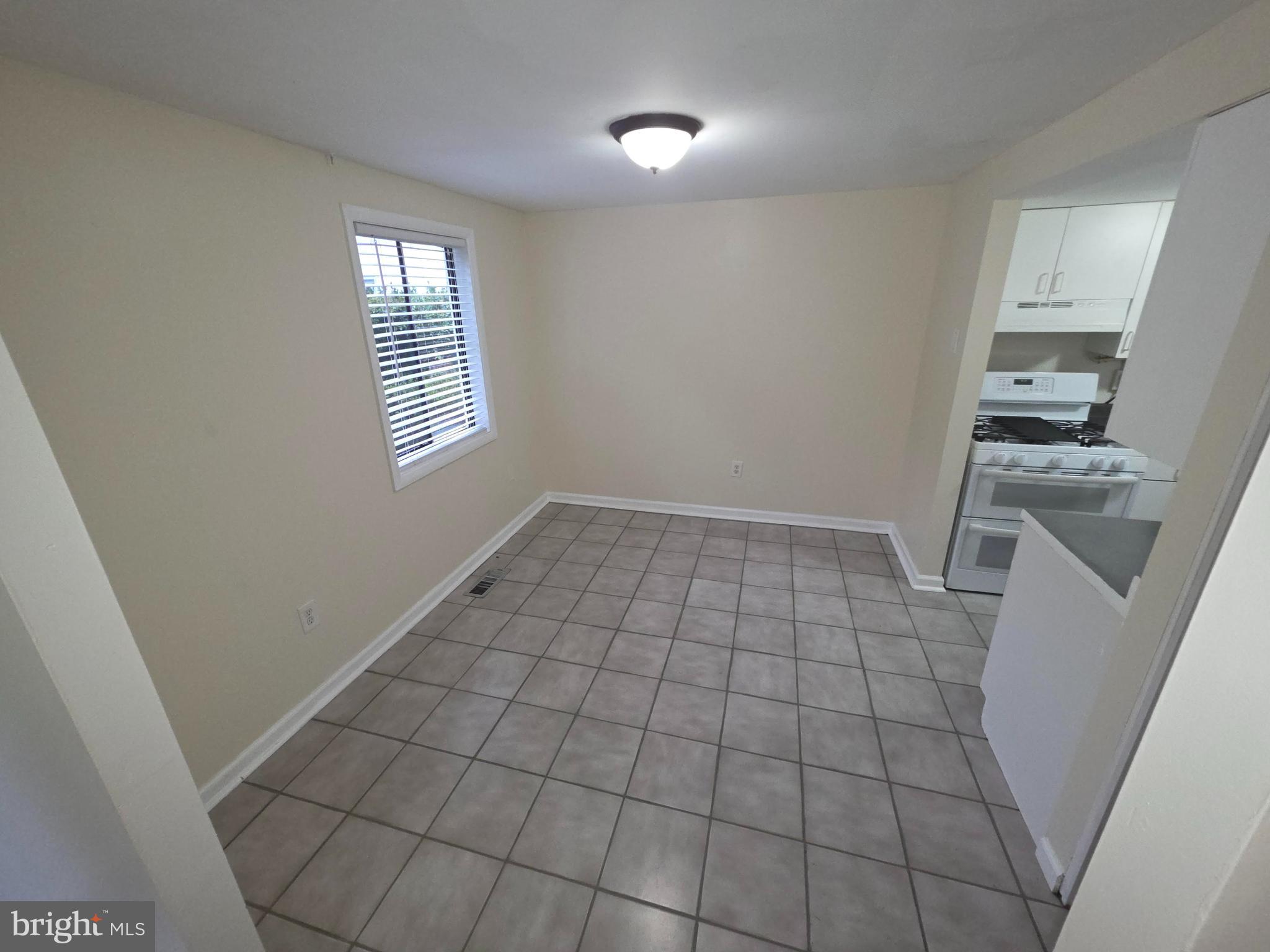 VILLAGE OF HARPERS CHOICE - Residential Lease