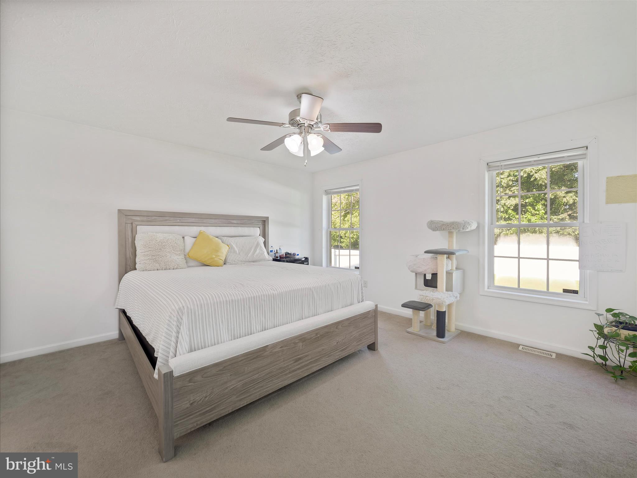 ELIZABETH STATION - Residential