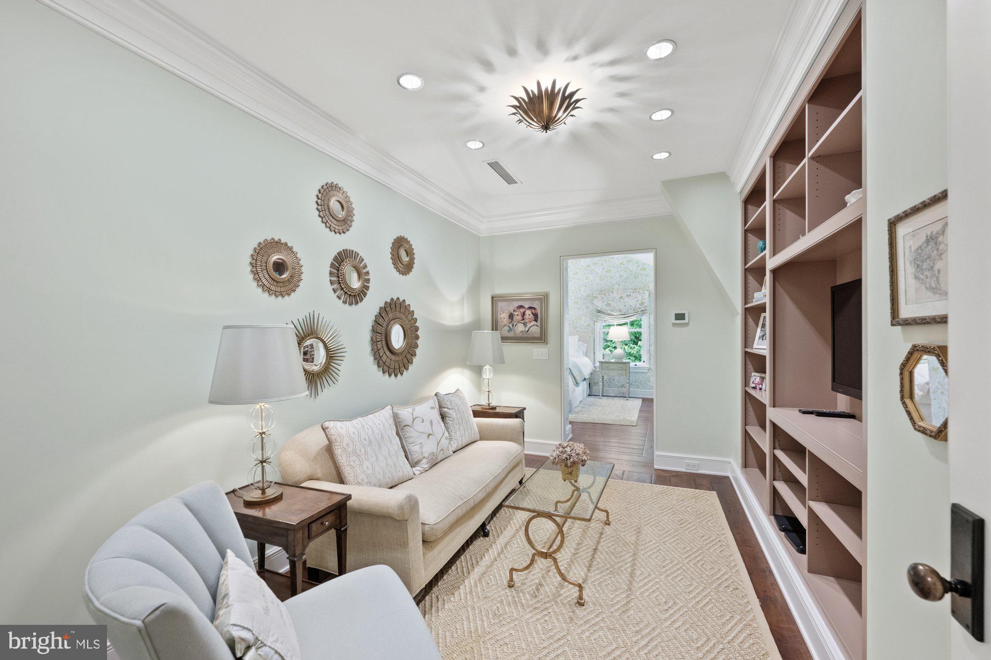 FRANKLIN PARK - Residential