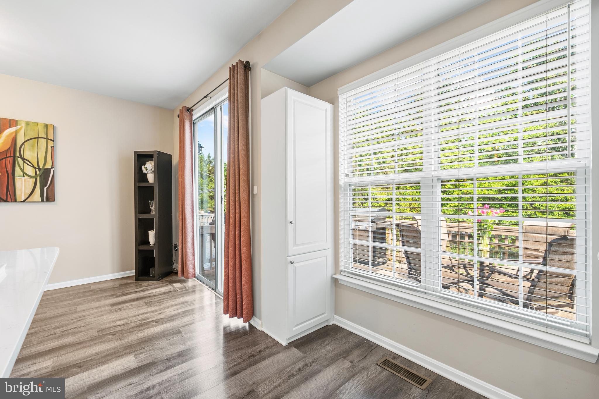 RIDGEFIELD - Residential