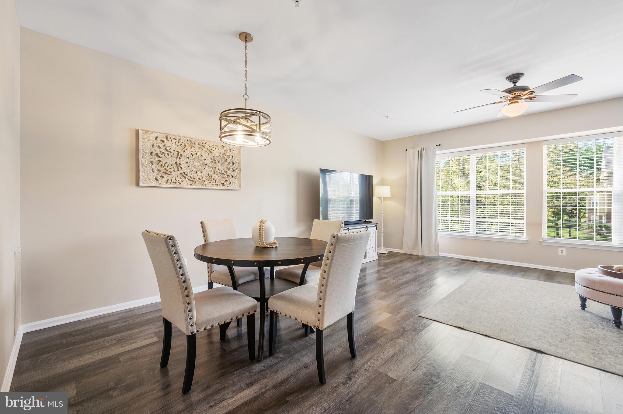 RIDGEFIELD - Residential