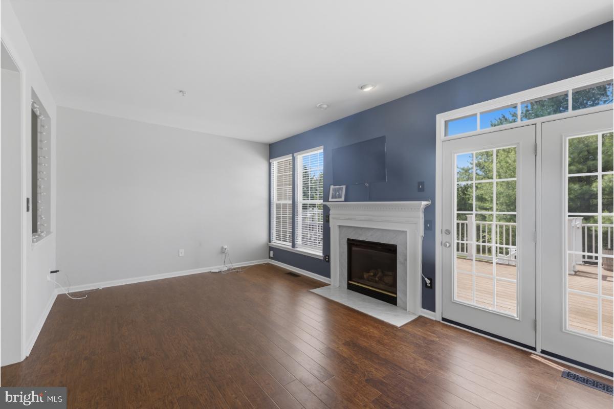 GLENBROOK - Residential
