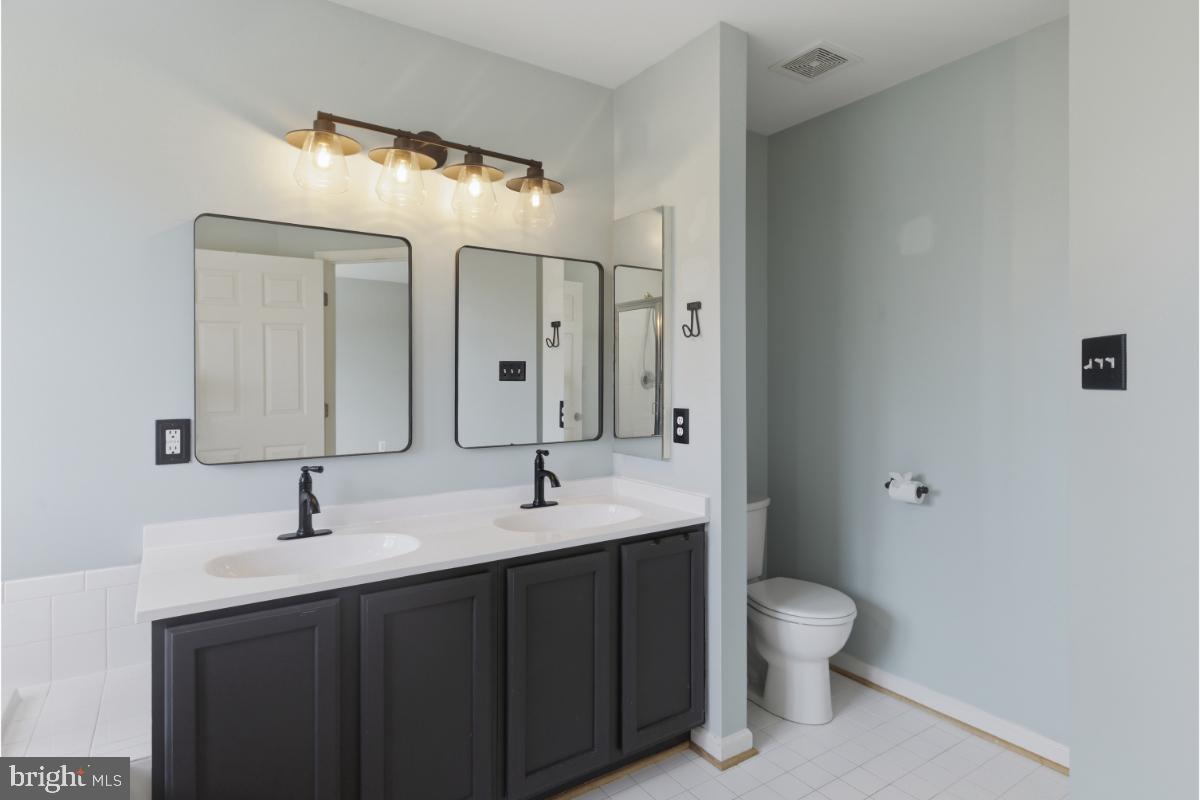 GLENBROOK - Residential