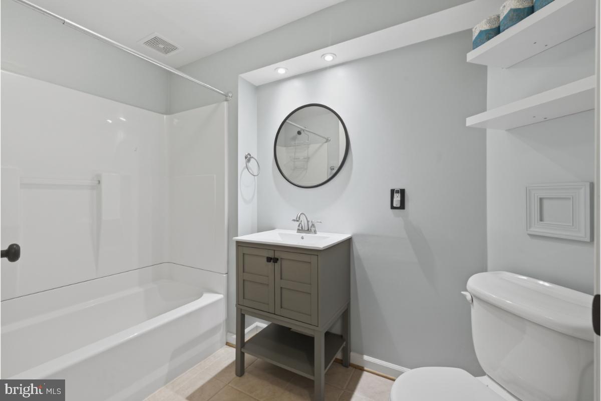 GLENBROOK - Residential
