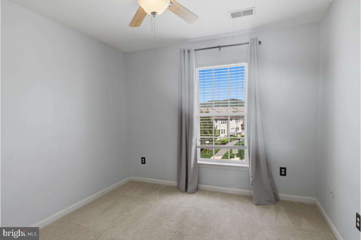 GLENBROOK - Residential