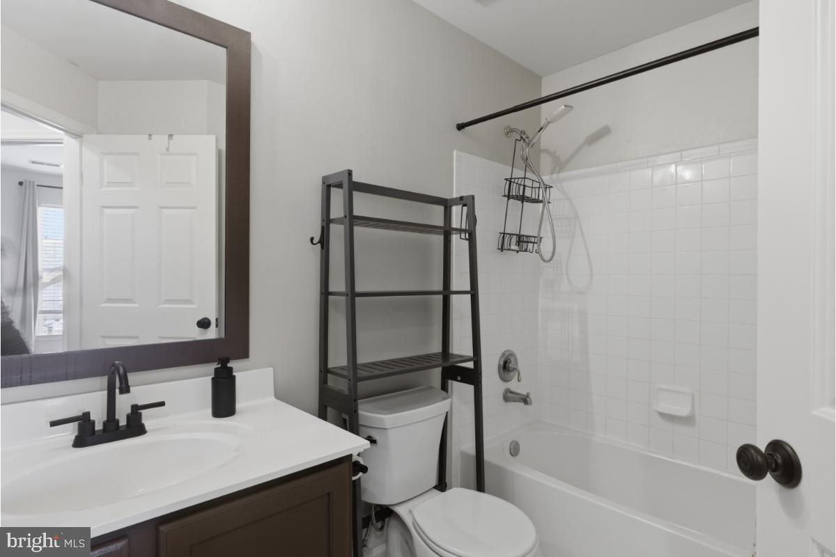 GLENBROOK - Residential