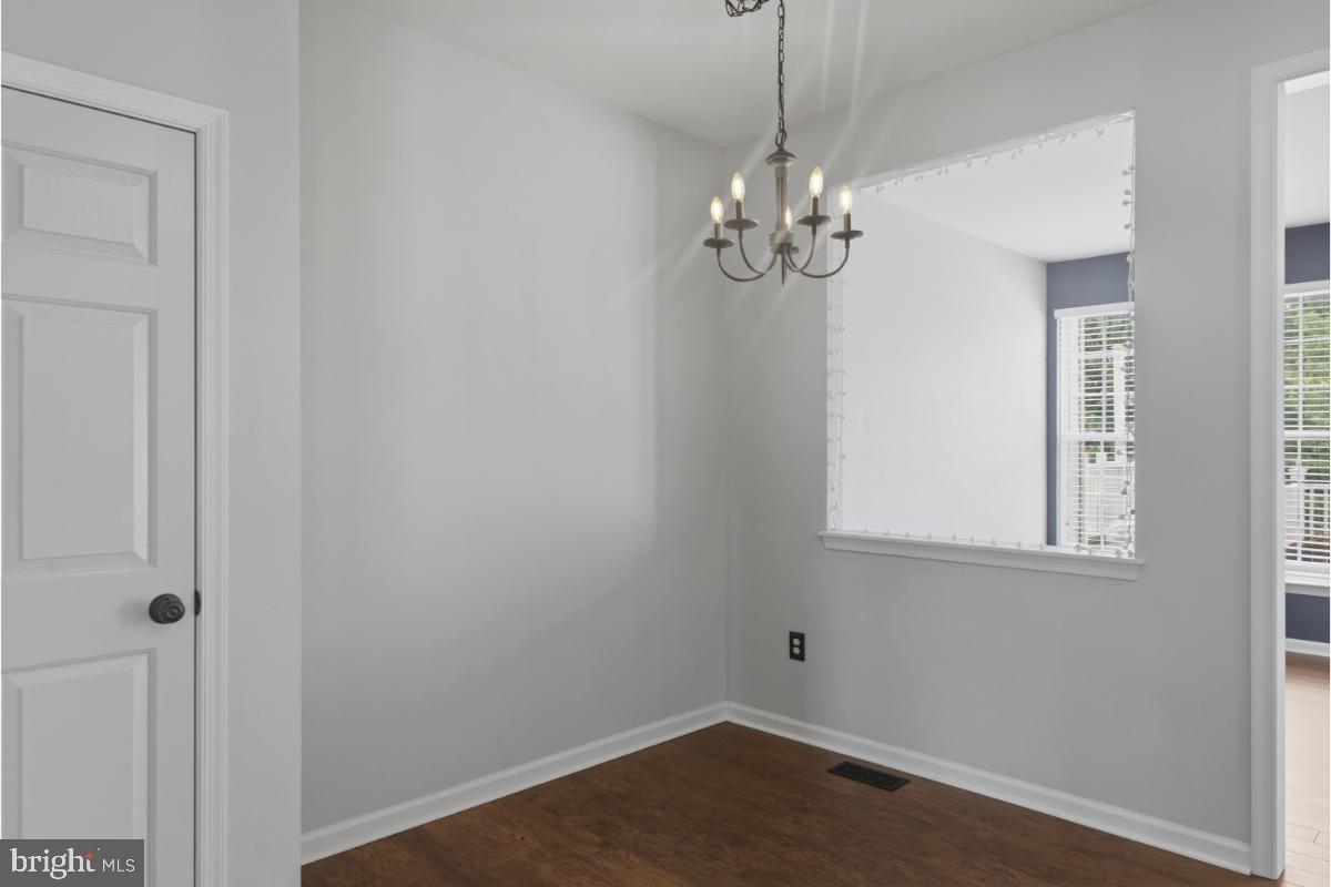 GLENBROOK - Residential