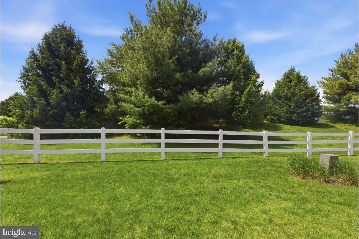 GLENBROOK - Residential