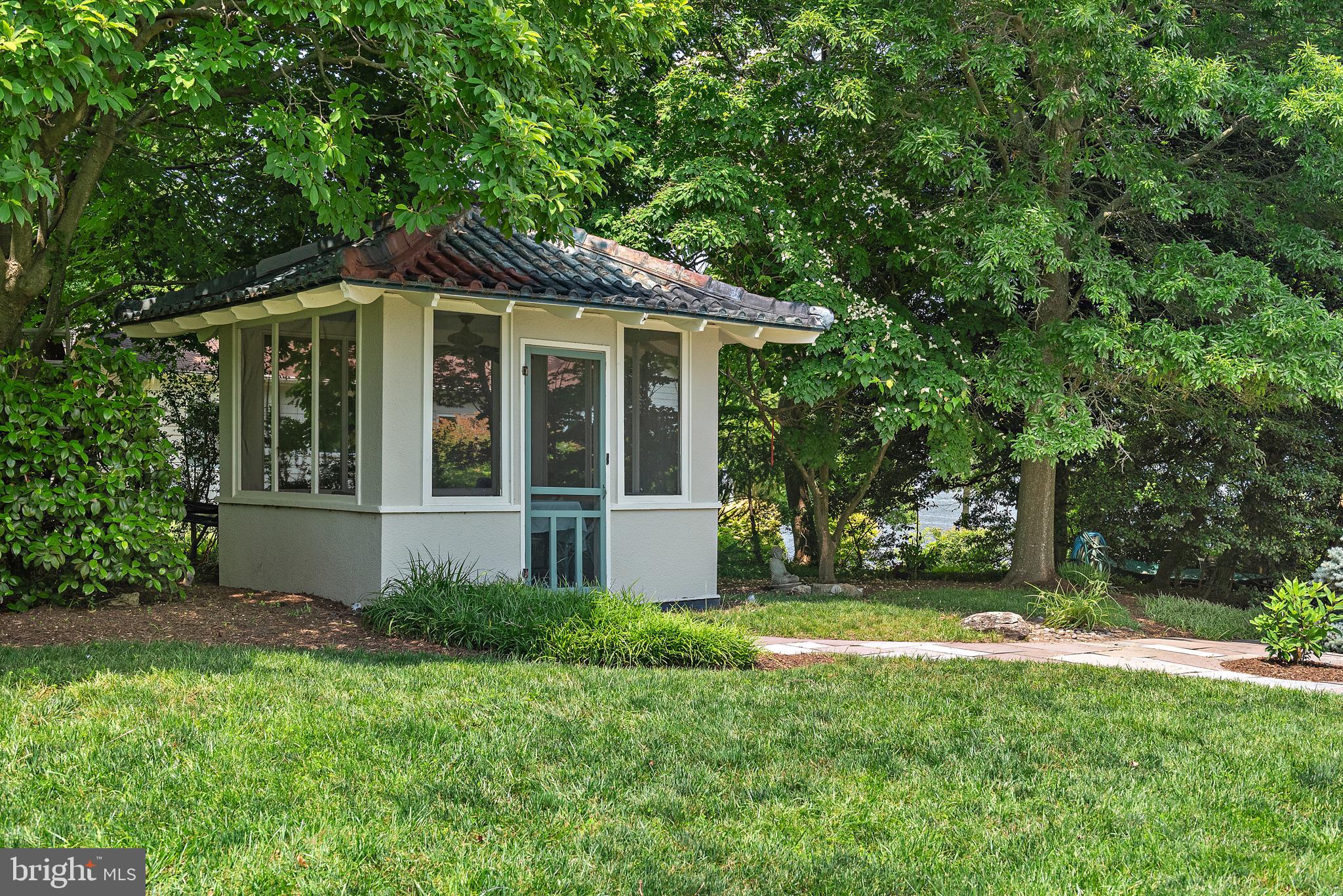 BAY RIDGE - Residential