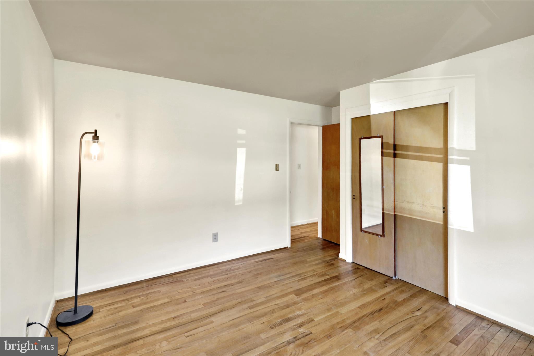 CRESTWOOD - Residential
