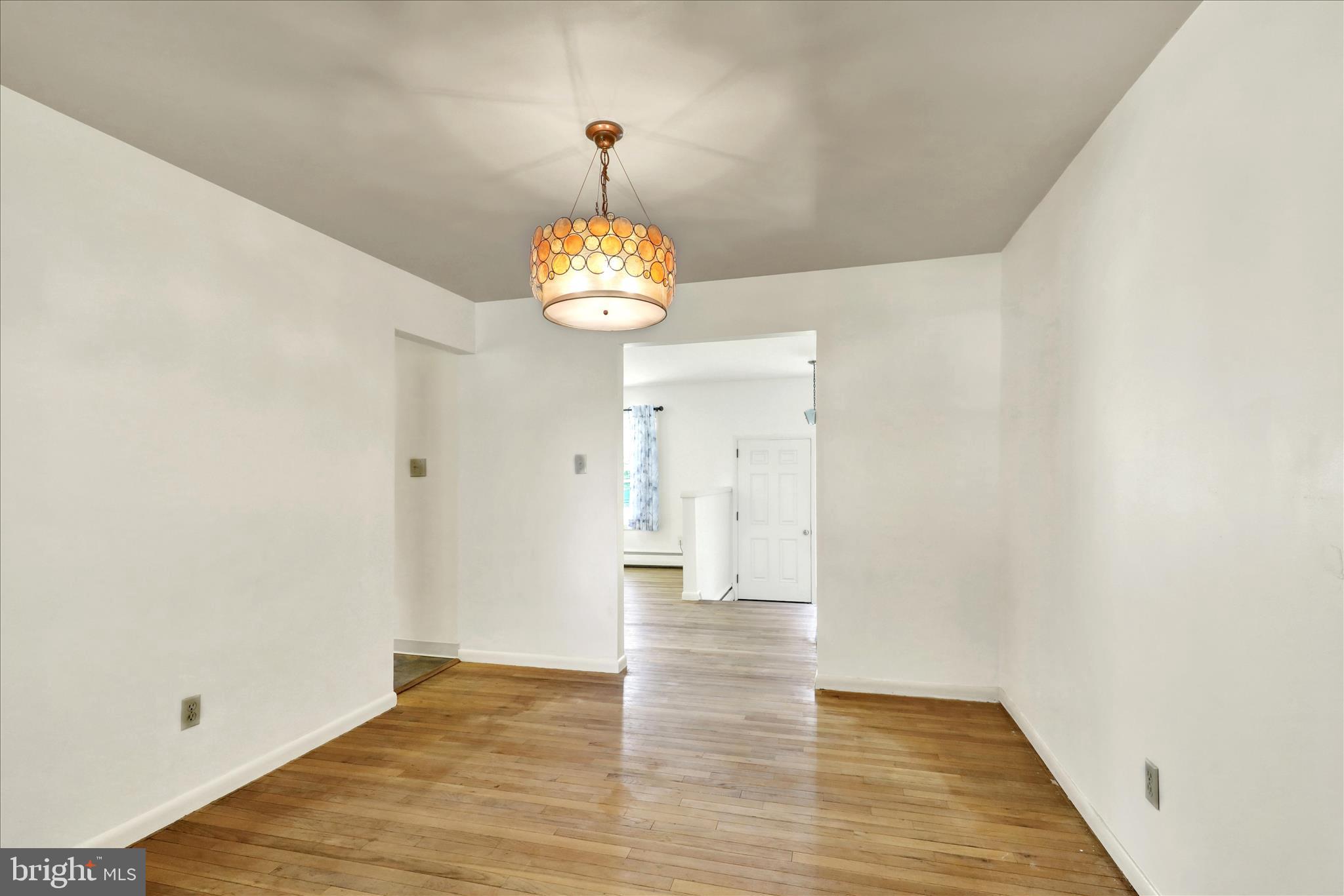 CRESTWOOD - Residential