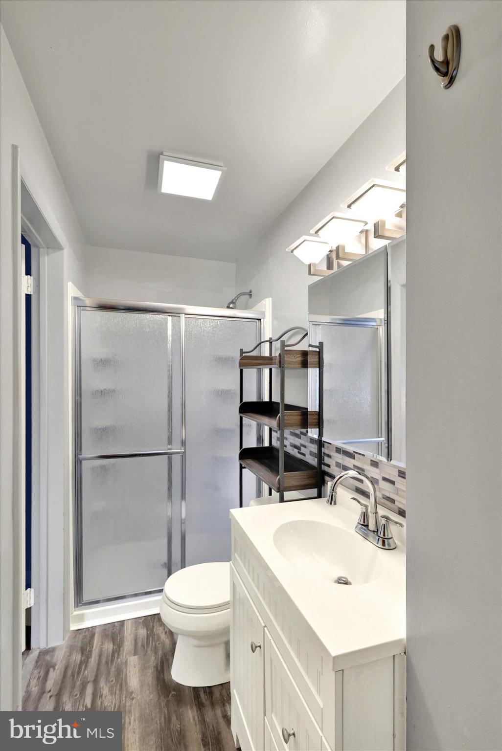 CRESTWOOD - Residential