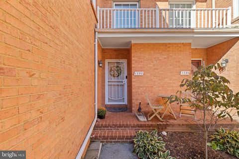 1792 DUFFIELD LANE ALEXANDRIA VA 22307