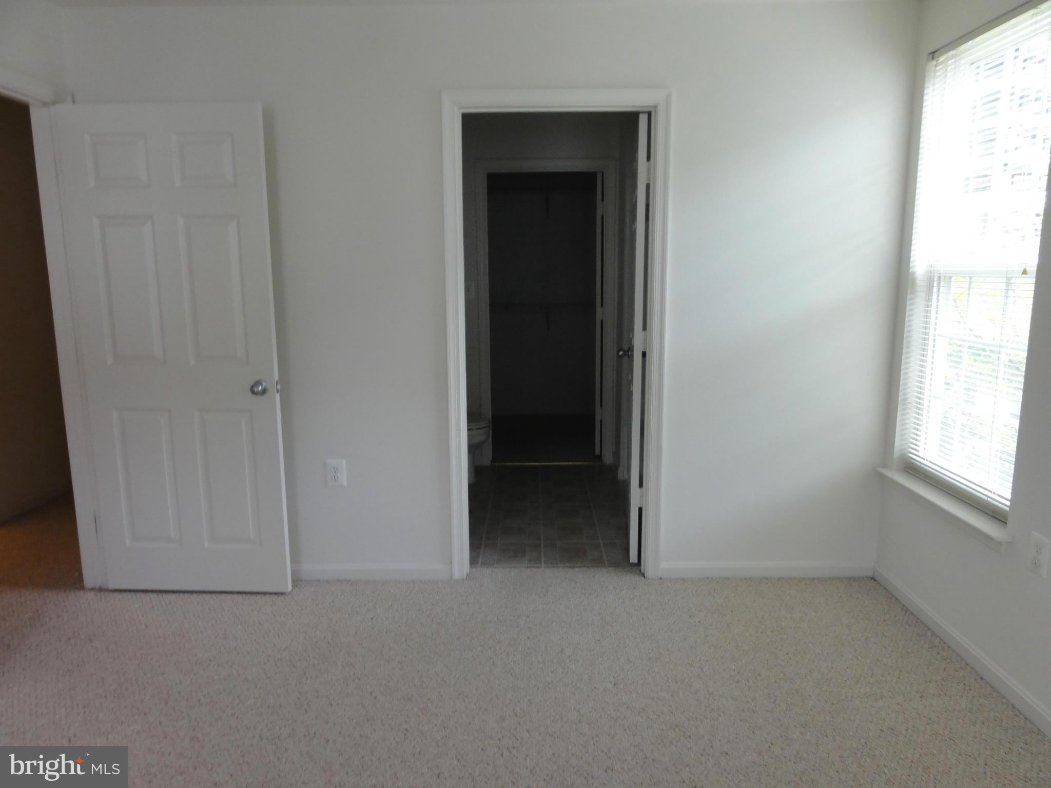 HIGH POINTE AT JEFFERSON PARK - Residential Lease