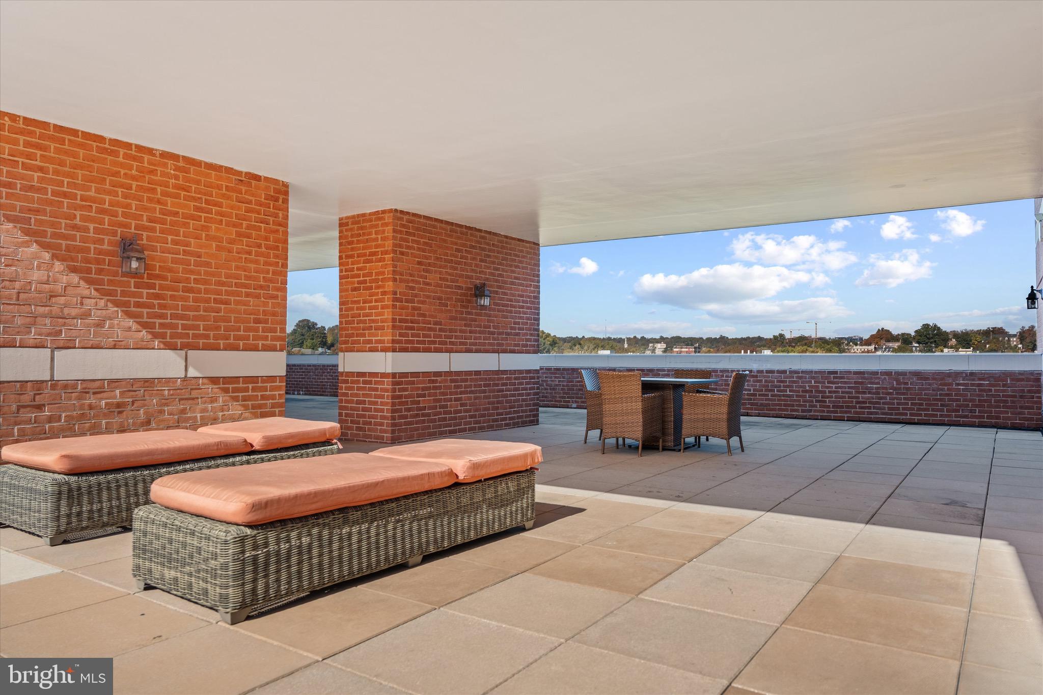 CENTRAL - Residential