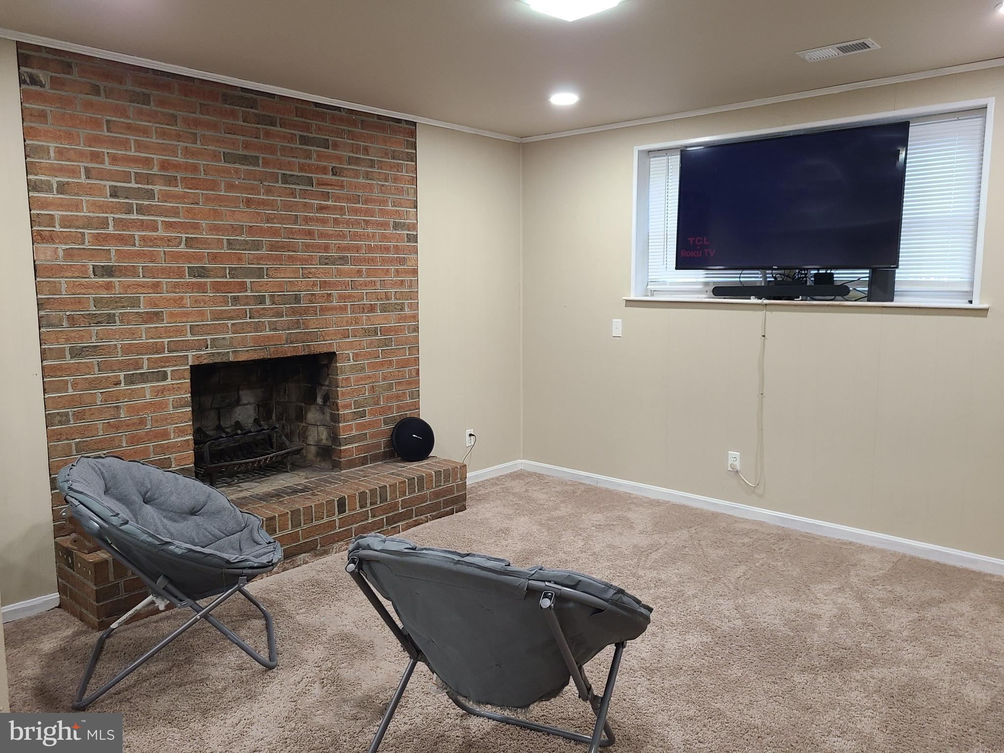 SHERATON HILLS EAST - Residential Lease