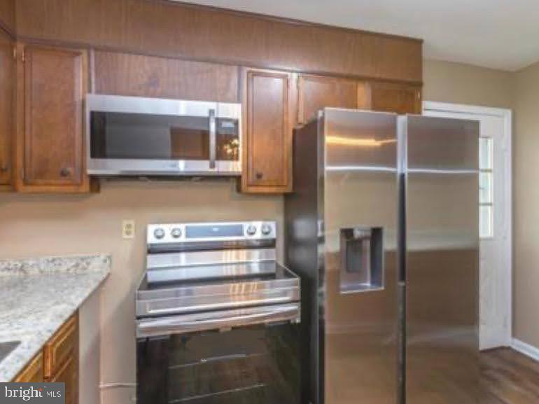 SHERATON HILLS EAST - Residential Lease