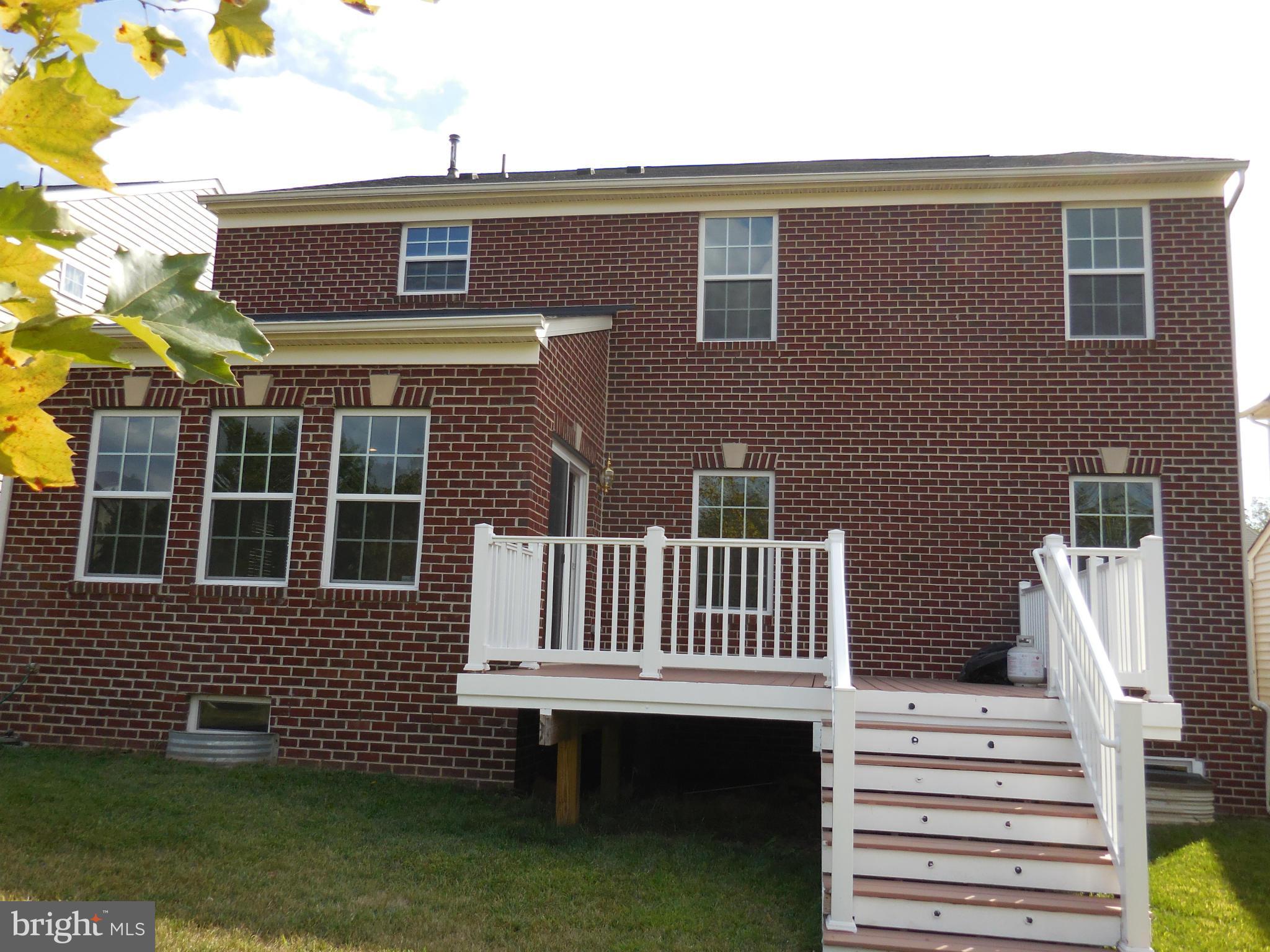 PIEDMONT MEWS - Residential