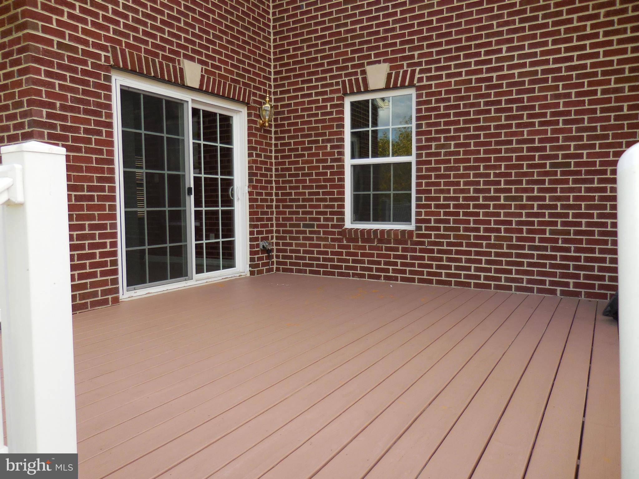 PIEDMONT MEWS - Residential