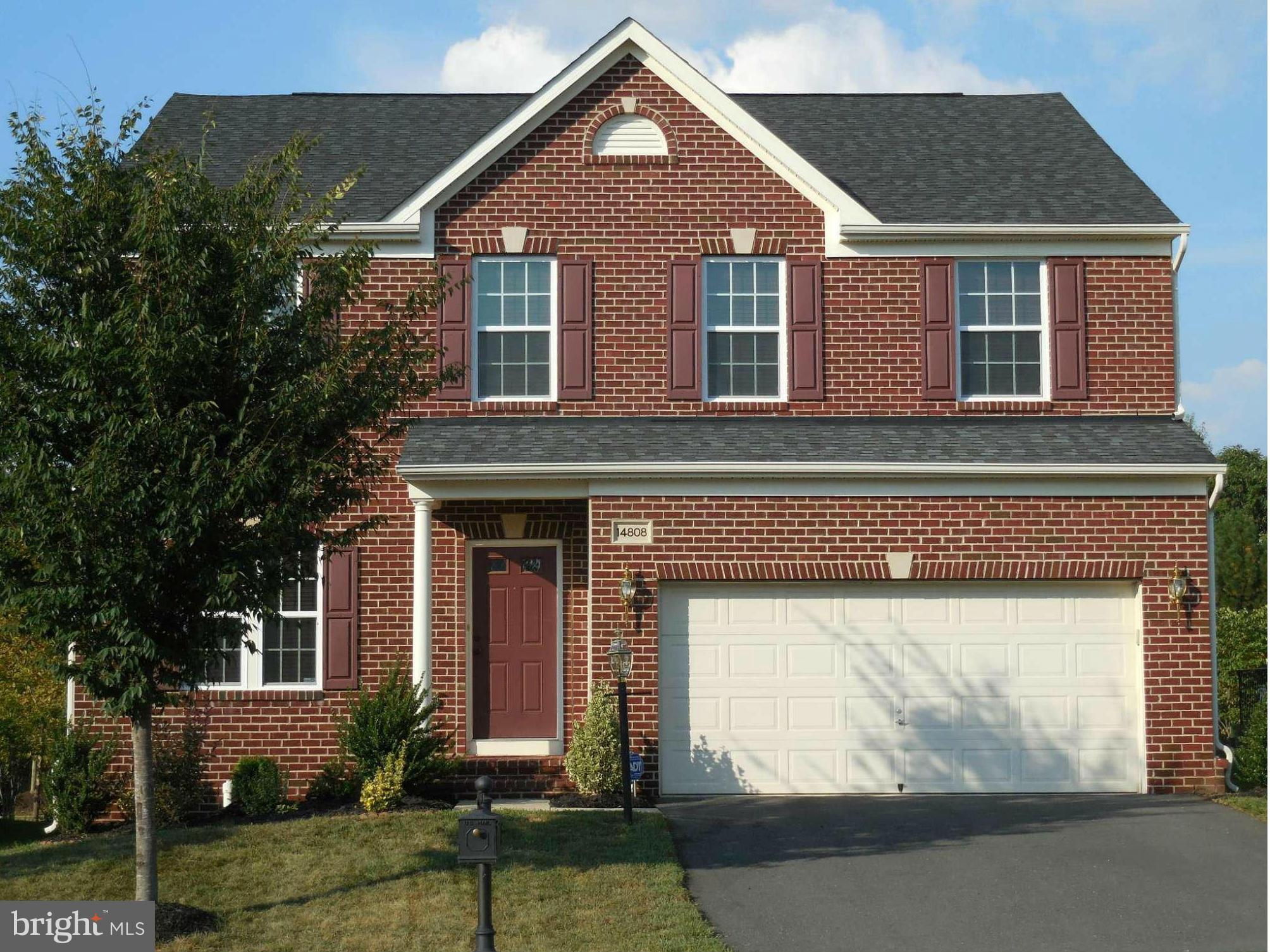 PIEDMONT MEWS - Residential