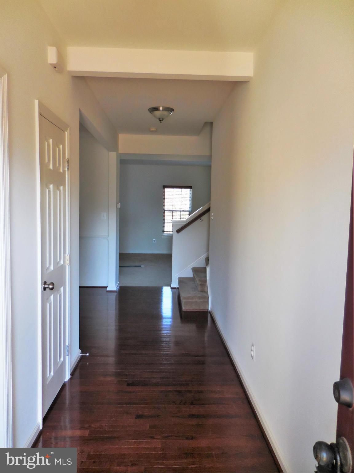 PIEDMONT MEWS - Residential