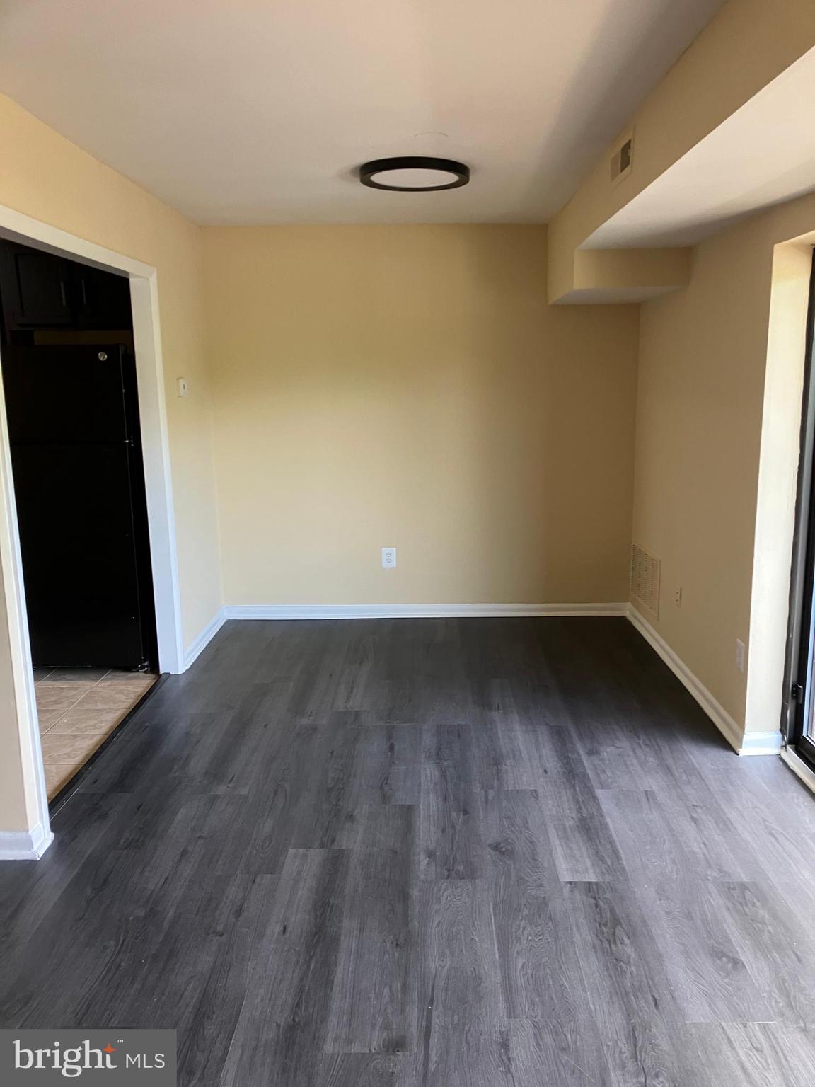 6137 LEESBURG PIKE 301