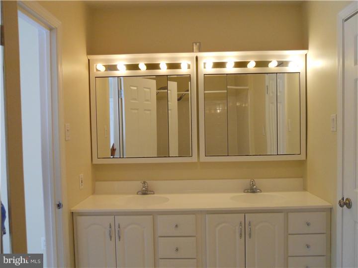 CHESTERBROOK - Residential