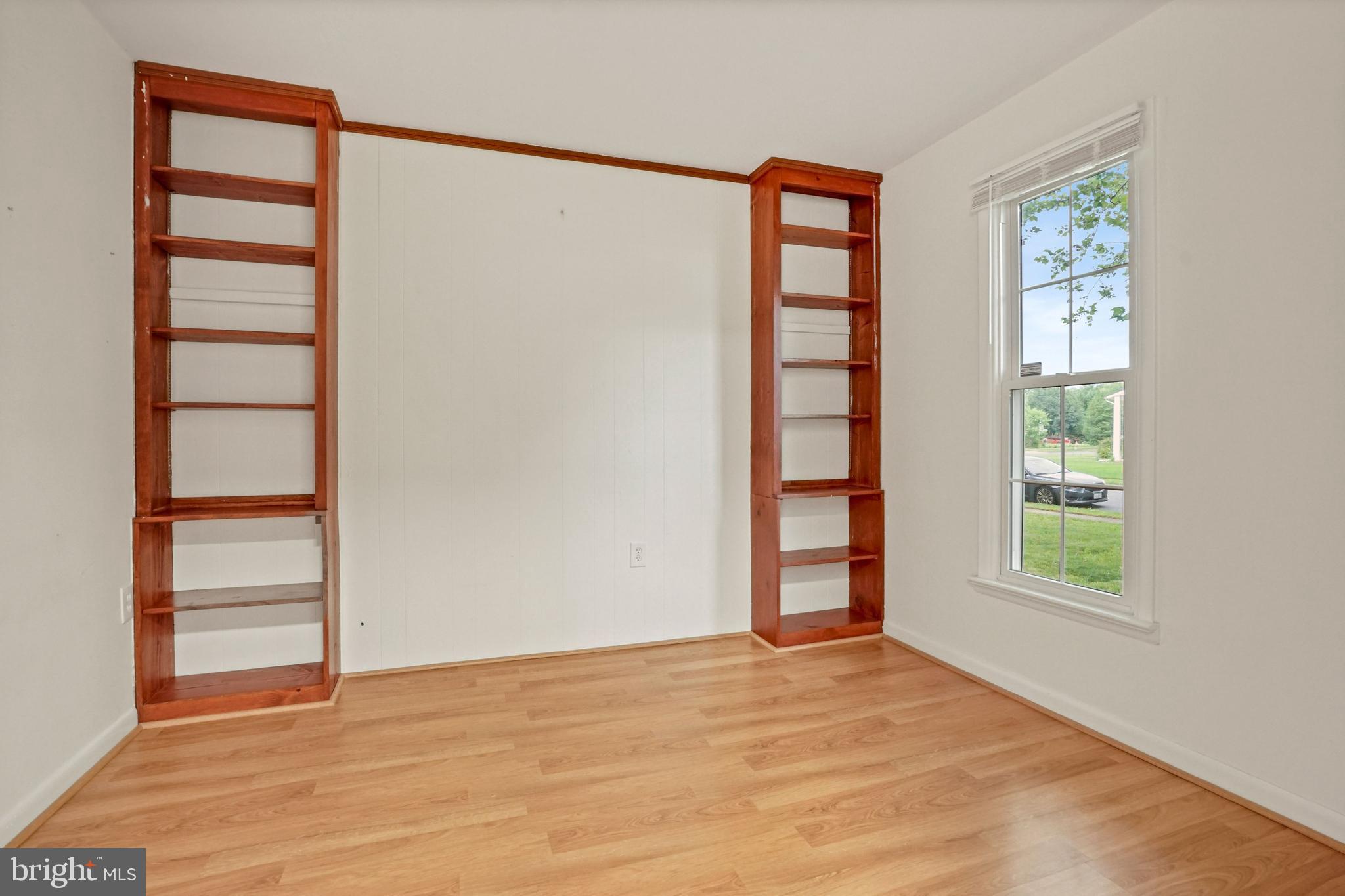 CHALET WOODS - Residential