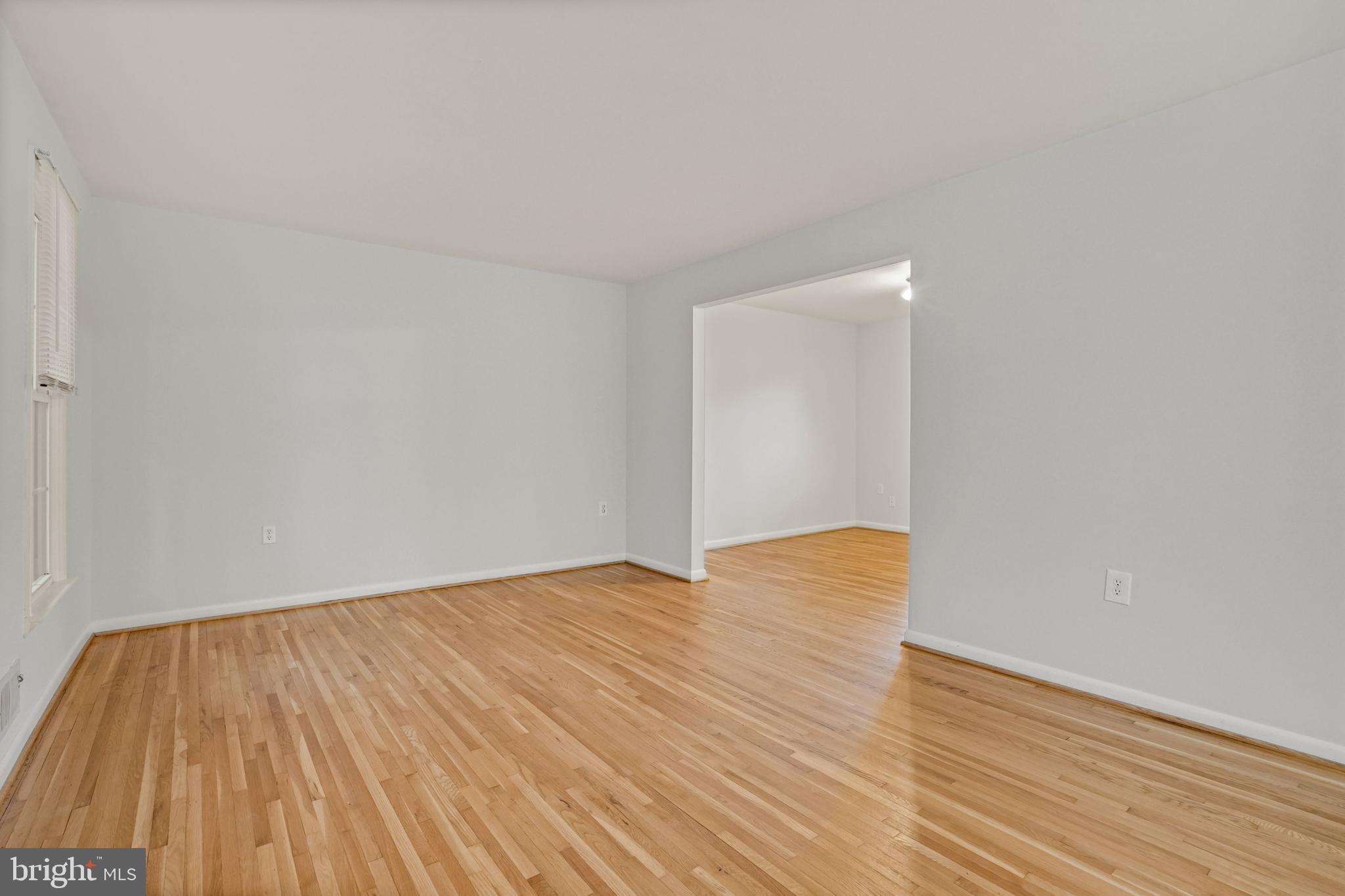 CHALET WOODS - Residential