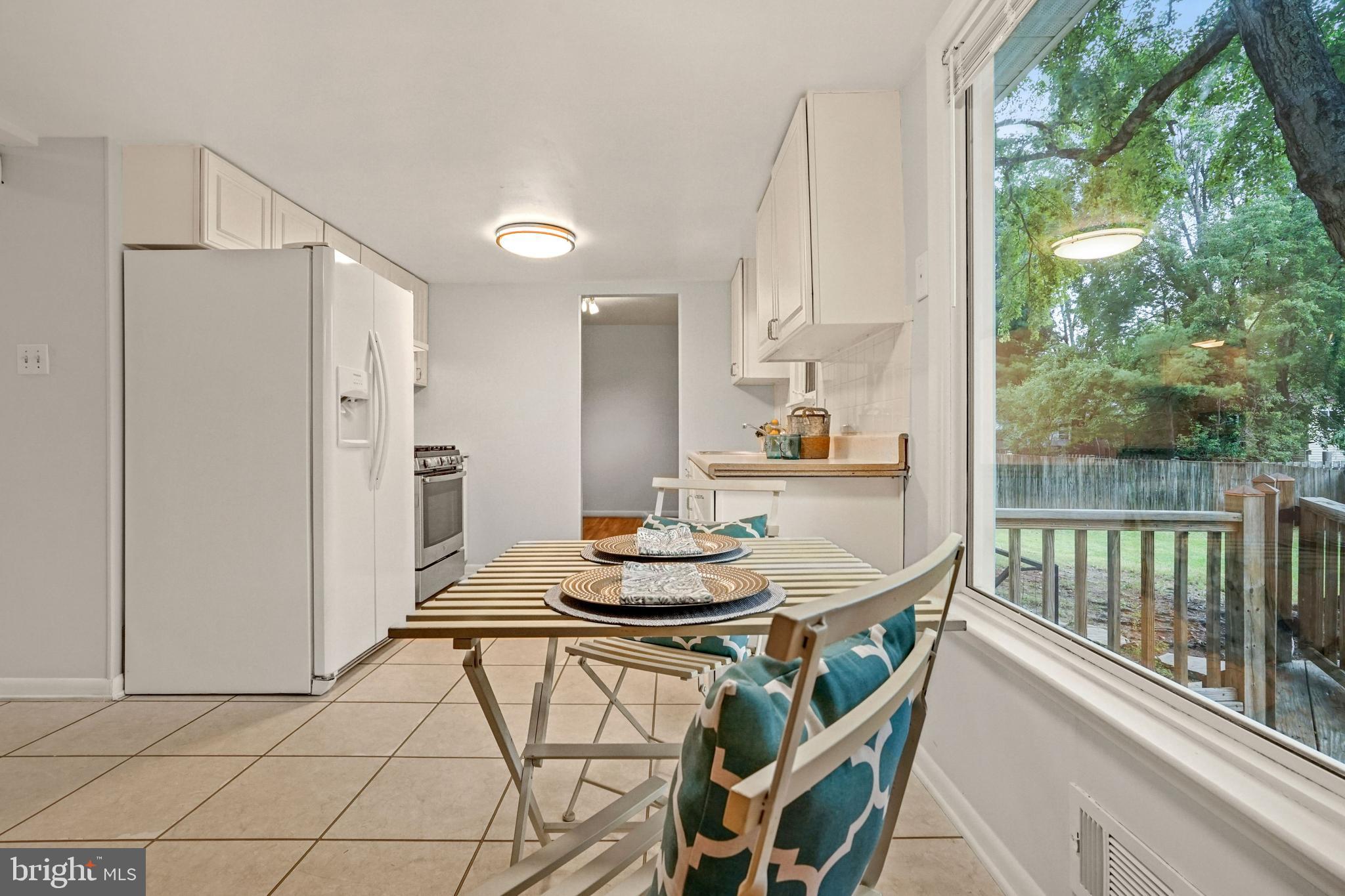 CHALET WOODS - Residential