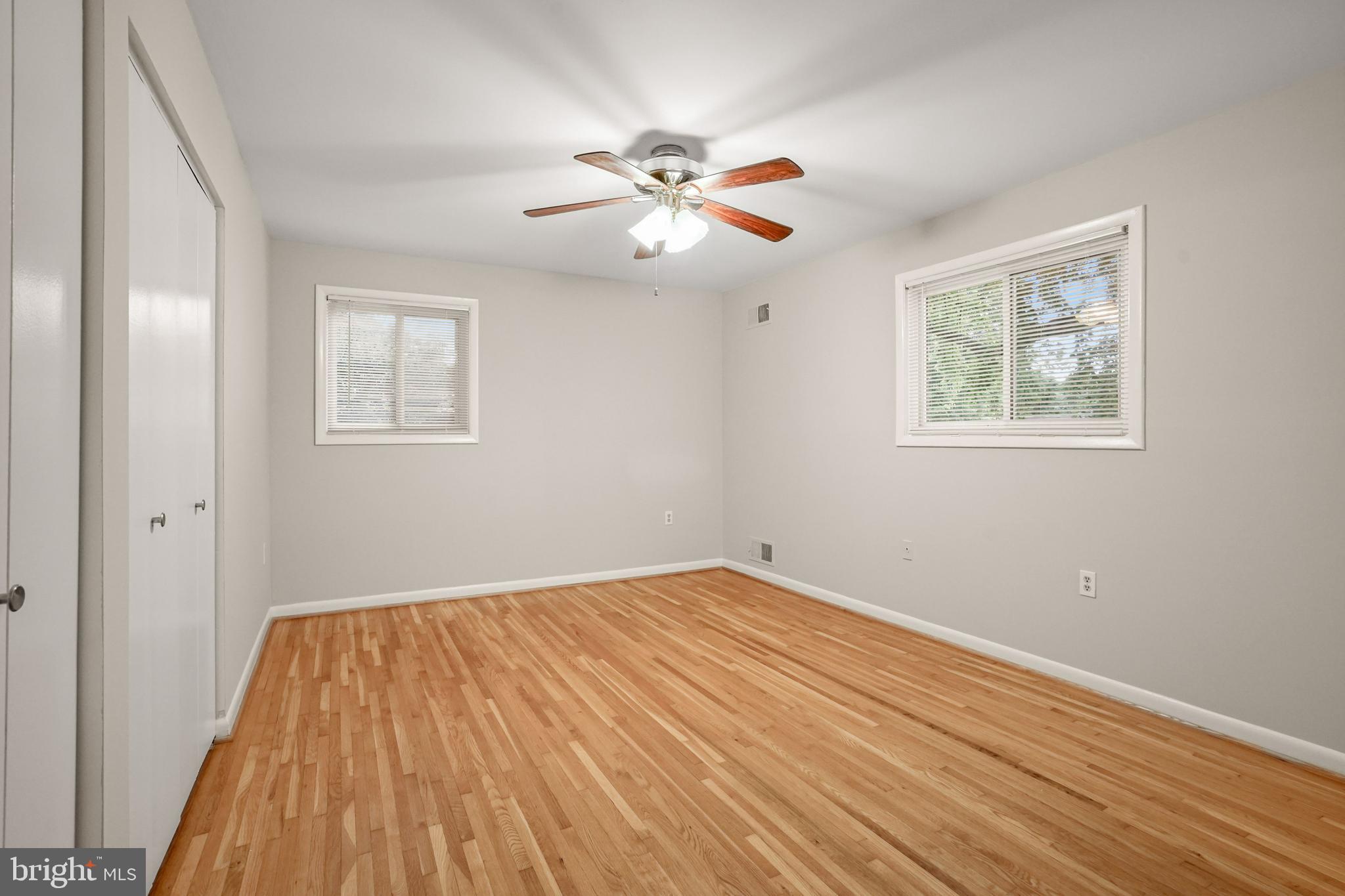 CHALET WOODS - Residential